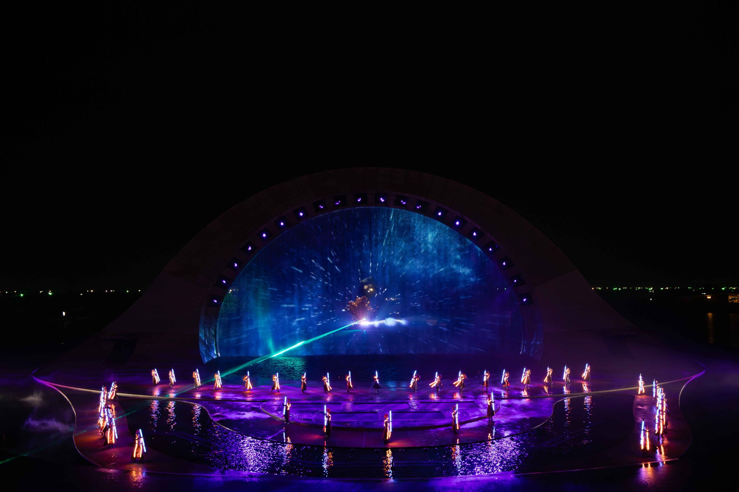 show nụ hôn biển cả
