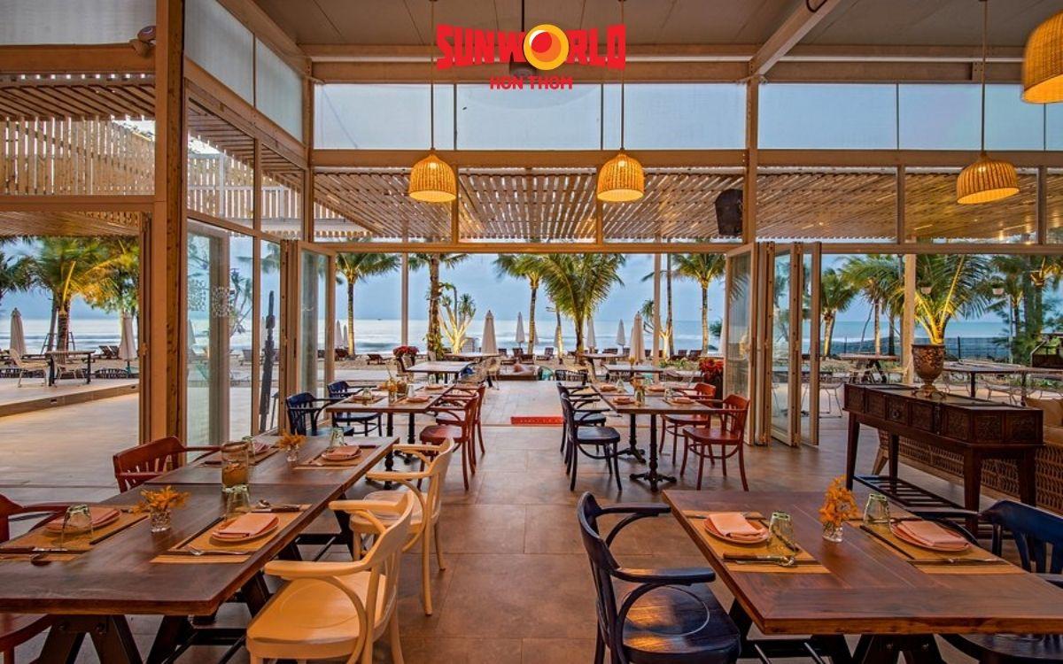 Shri Beach Club & Bar vị trí gần sân bay cà phê ngắm hoàng hôn Phú Quốc