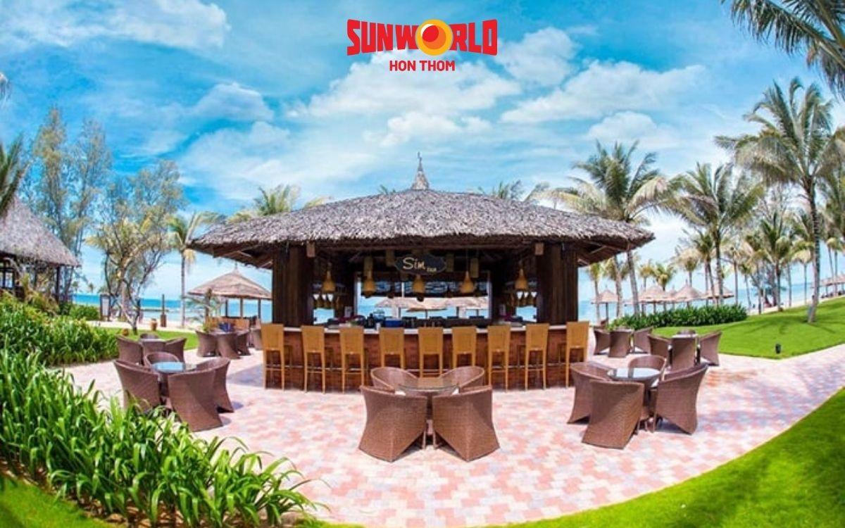 Sim Bar mang không gian sang trọng quán cà phê ngắm hoàng hôn ở Phú Quốc